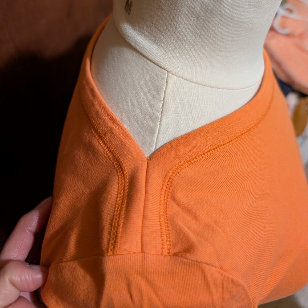 Talbots weekend tee - Picture 2 of 5